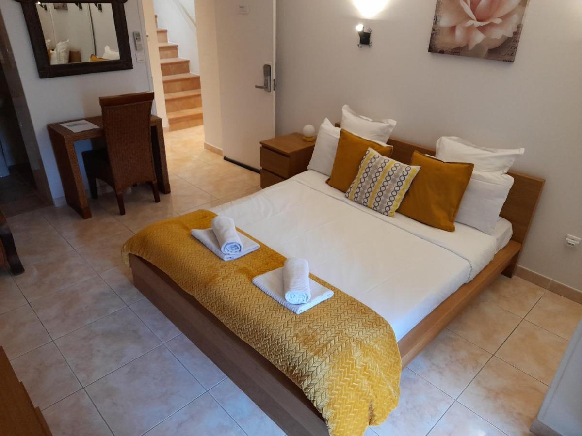 Hotel Villa Maya กาสแซ็ง ภายนอก รูปภาพ