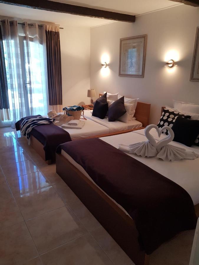 Hotel Villa Maya กาสแซ็ง ภายนอก รูปภาพ
